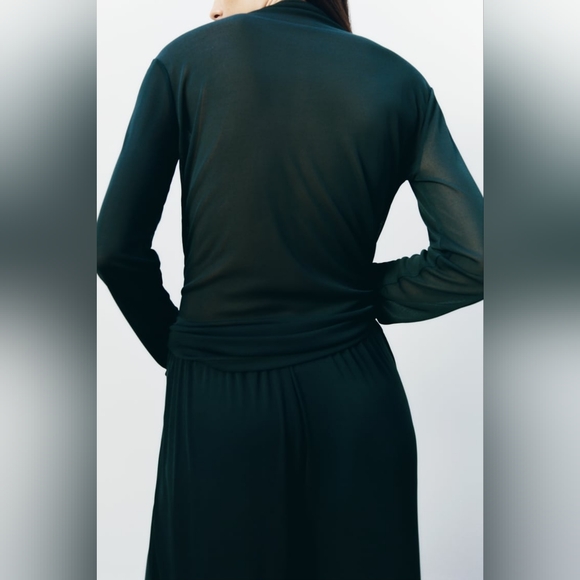 ZARA LONG SLEEVE FLOWY TOP - Picture 3 of 8